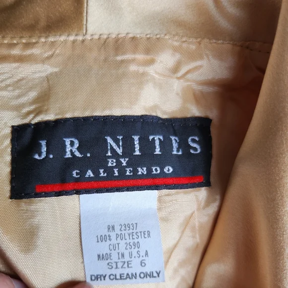 Vintage 90s Gold Sateen Plunge Color Vest Sz 6 - Picture 3 of 3